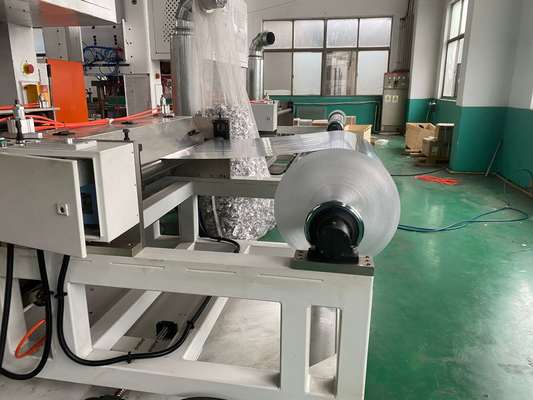 Купить LK-T80 Машина для вырубки пищевых контейнеров с защитной дверью и автоматической остановкой, полностью соответствующая требованиям защиты оператора online manufacture