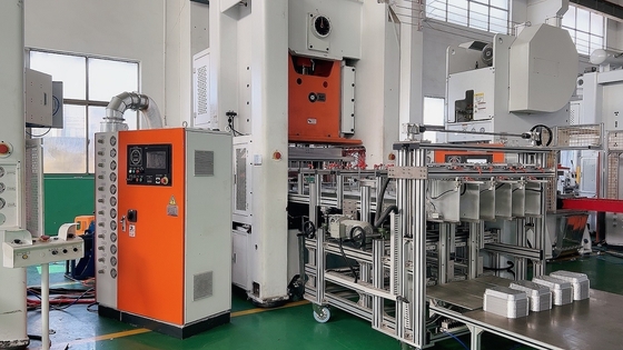 Фиксированный тип пищевой контейнер 27KW алюминиевый делая ход машины 260mm