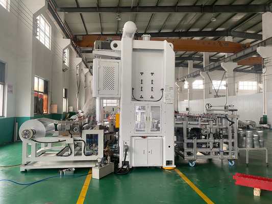 LK-T80 Машина для вырубки пищевых контейнеров. Энергоэффективная и надежная работа для длительного использования