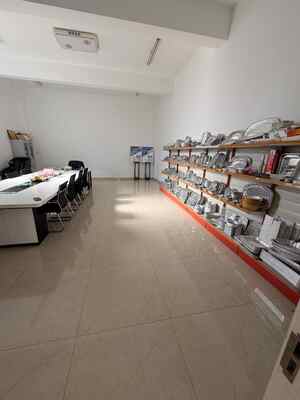 Алюминиевая фольга Контейнер изготавливающий машину перерабатываемый гладкая стена прямоугольная для выпечки