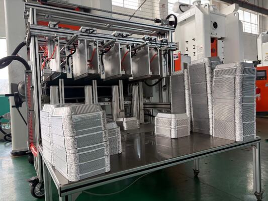 LK-T80 Автоматическая 3003 сплав одноразовый 450 мл Алюминиевый взять из контейнера изготавливая машина